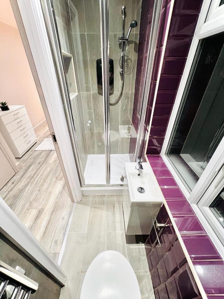 Guest house Crescent House Location Ensuites Great Value London