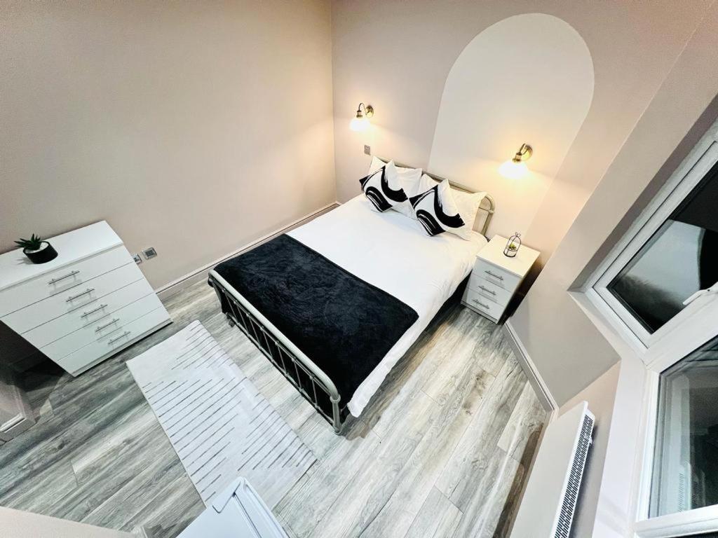 Crescent House Location Ensuites Great Value * London