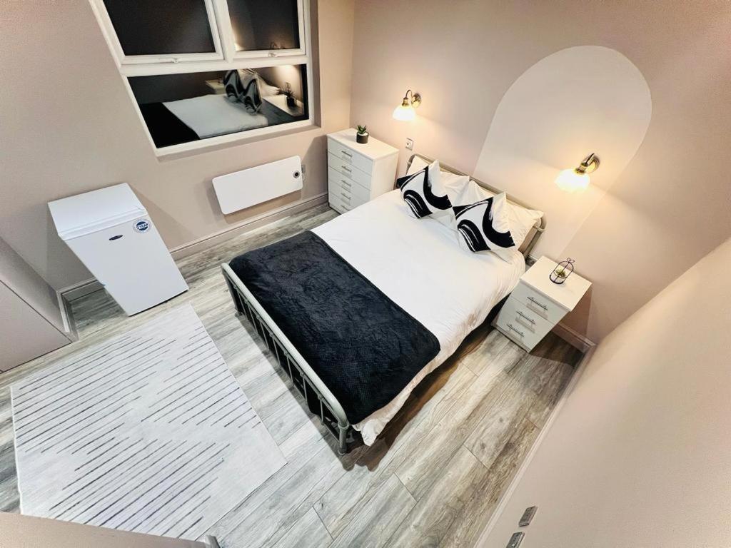 Crescent House Location Ensuites Great Value Guest house London