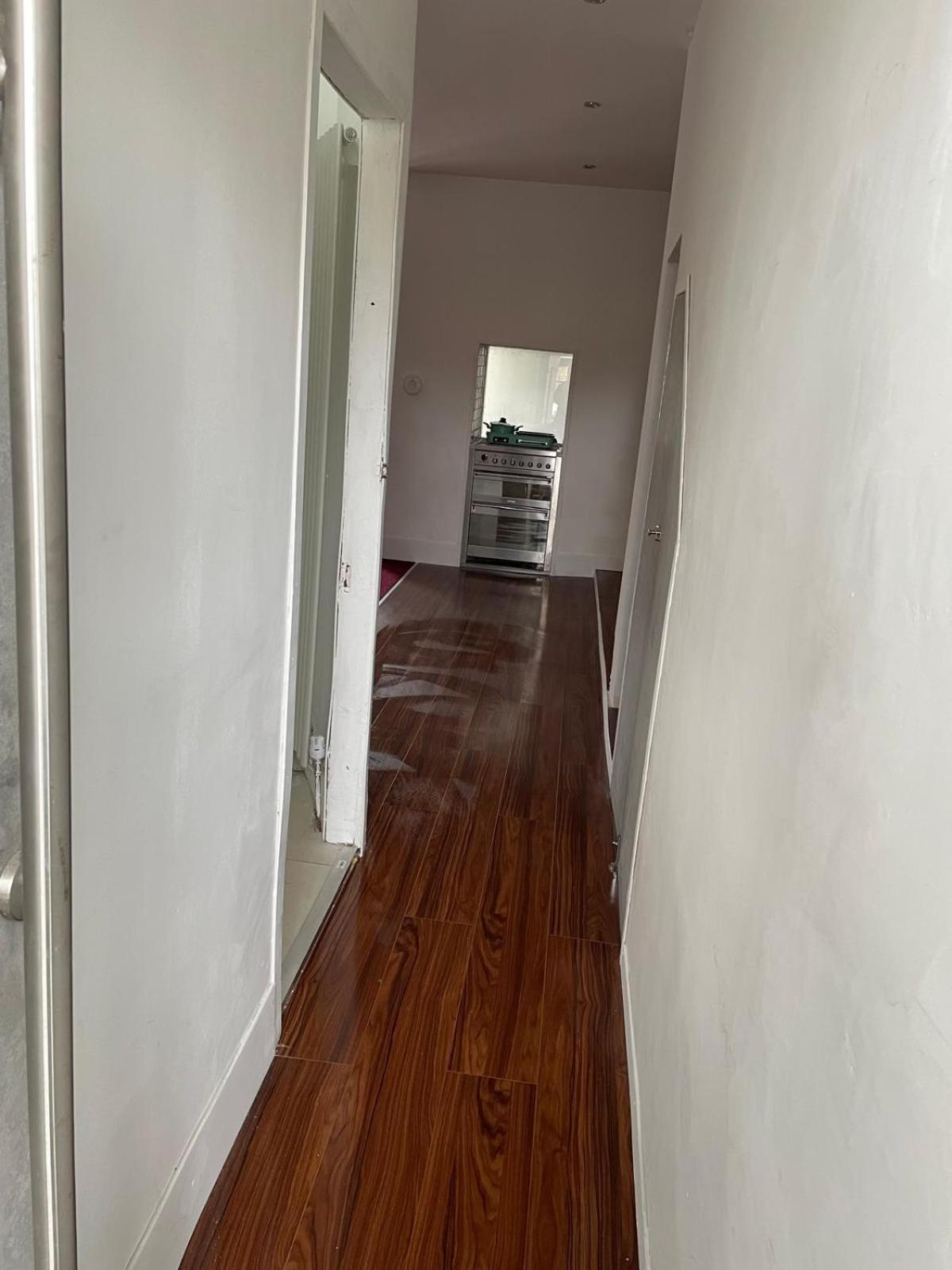 2 Bedroom Flat Wembley Appartement