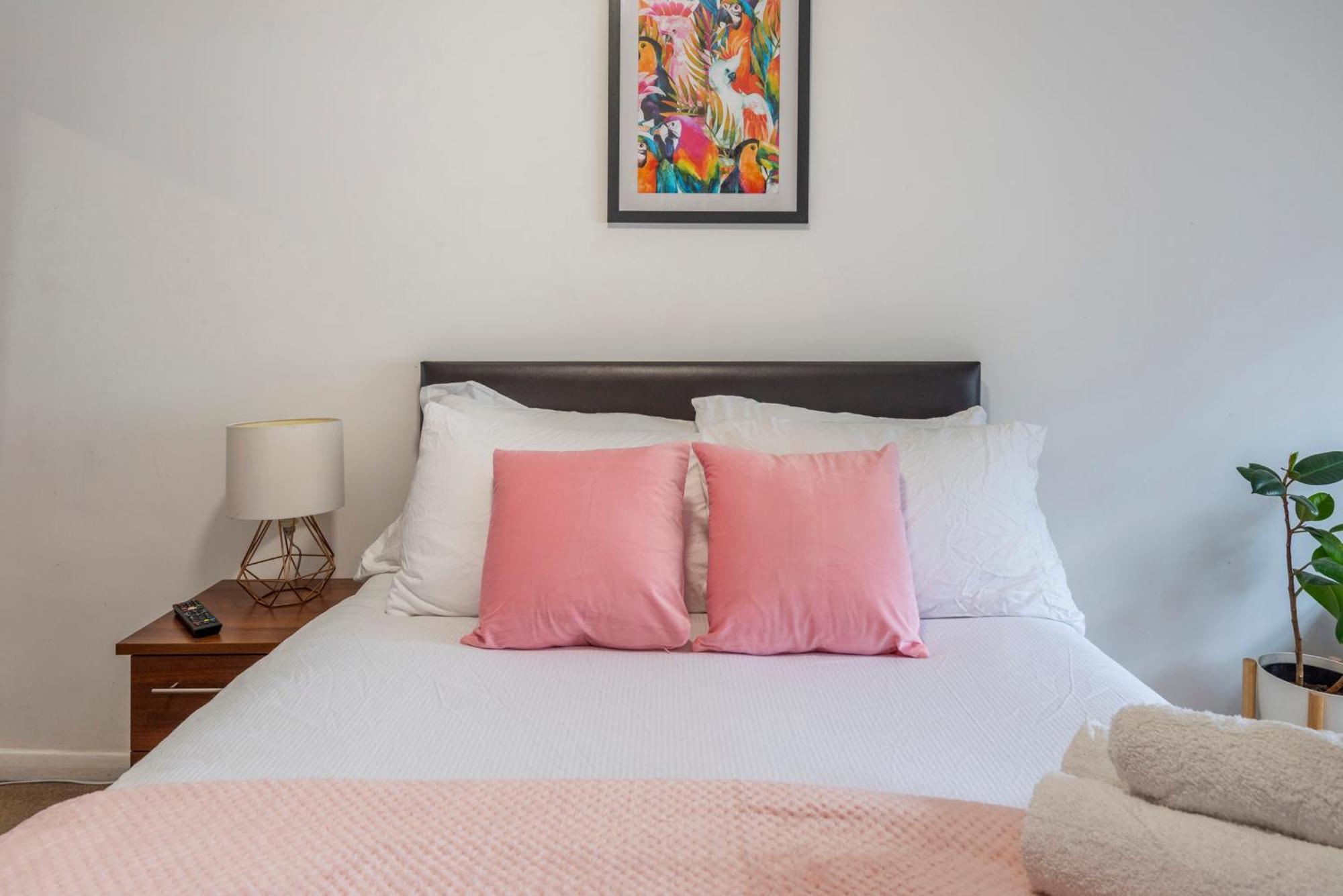 Adorable, Comfy Flat Walk Paddington/elizabeth Stn Leilighet London
