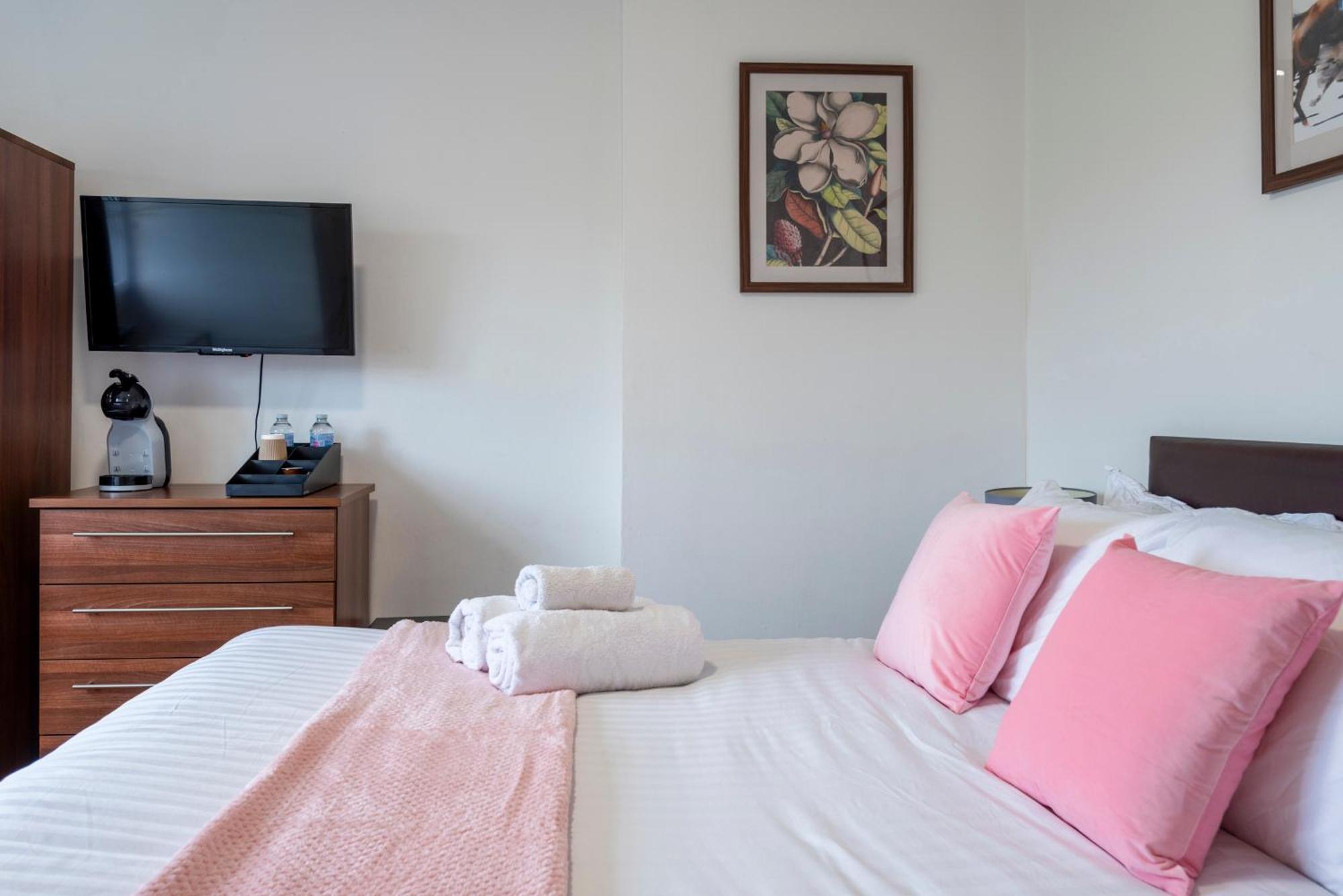 Adorable, Comfy Flat Walk Paddington/elizabeth Stn Leilighet London