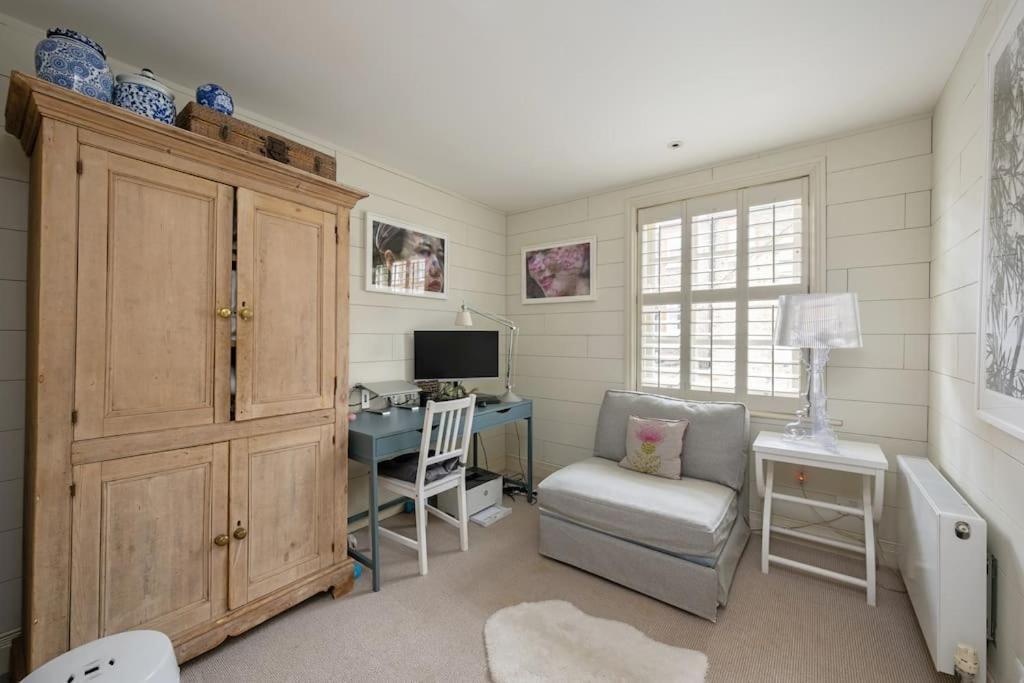 Perfect British Mews - Beautiful Garden Ferienhaus London