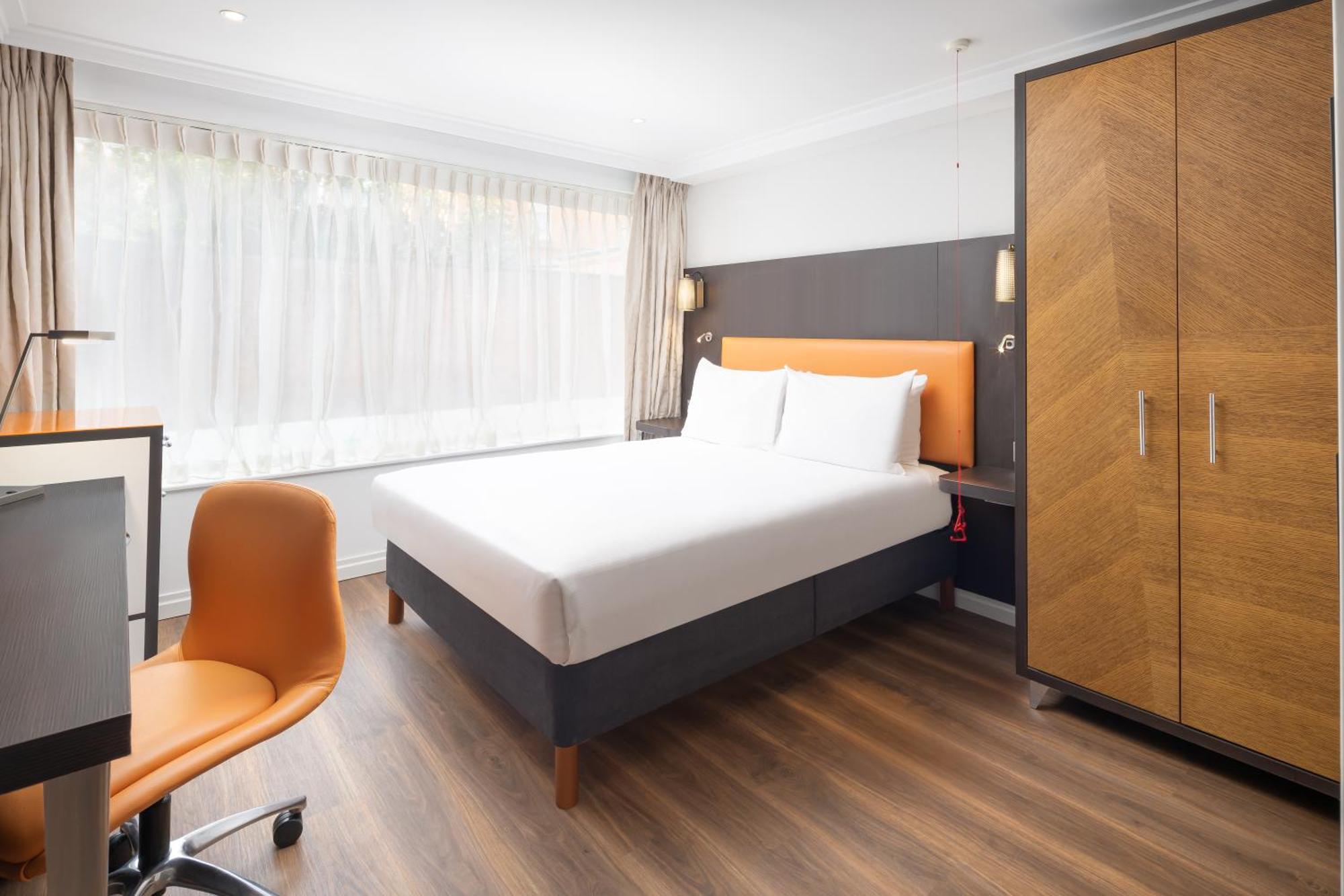 Doubletree By Hilton - Hyde Park 4*