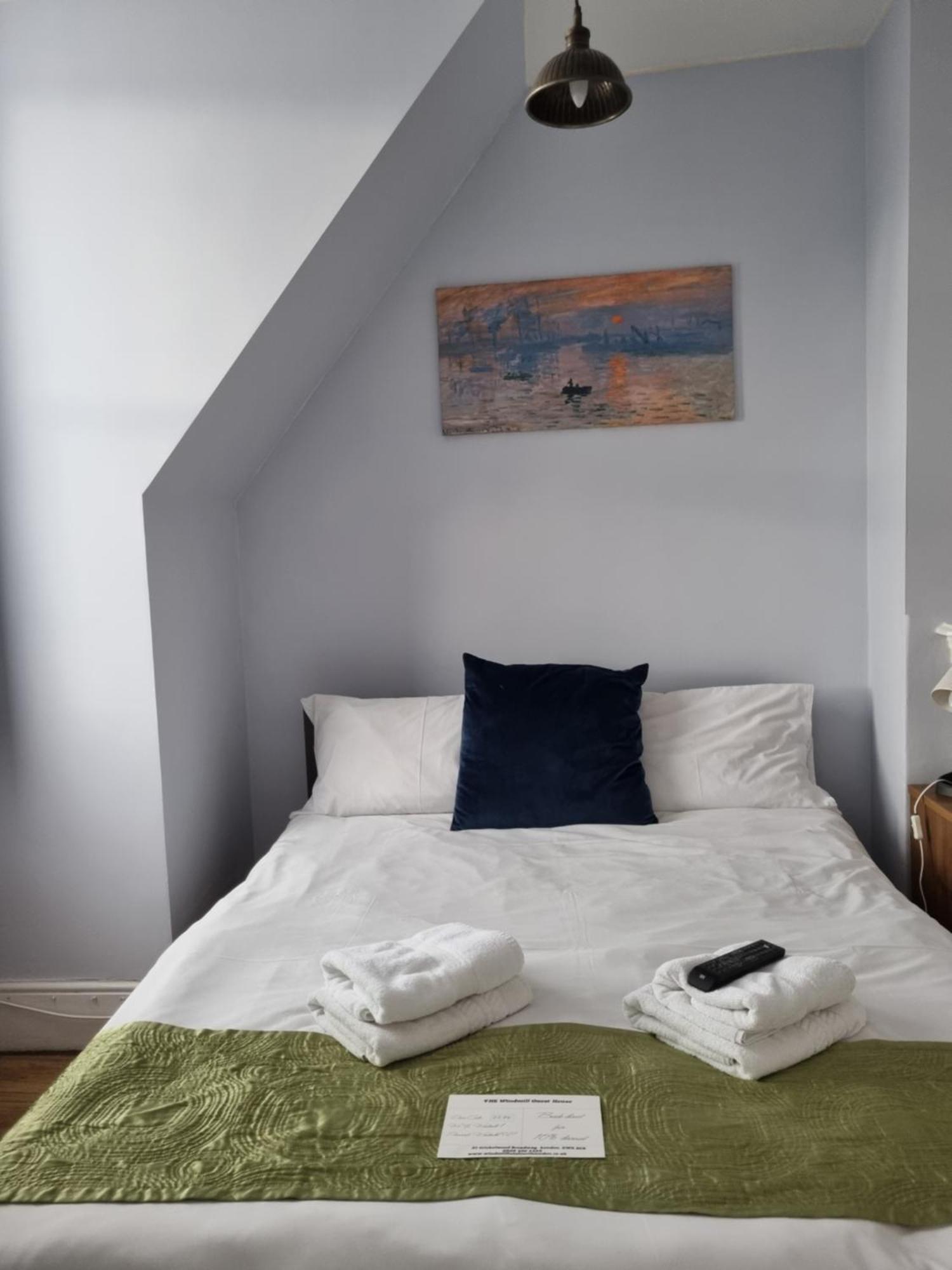 The Windmill 3*