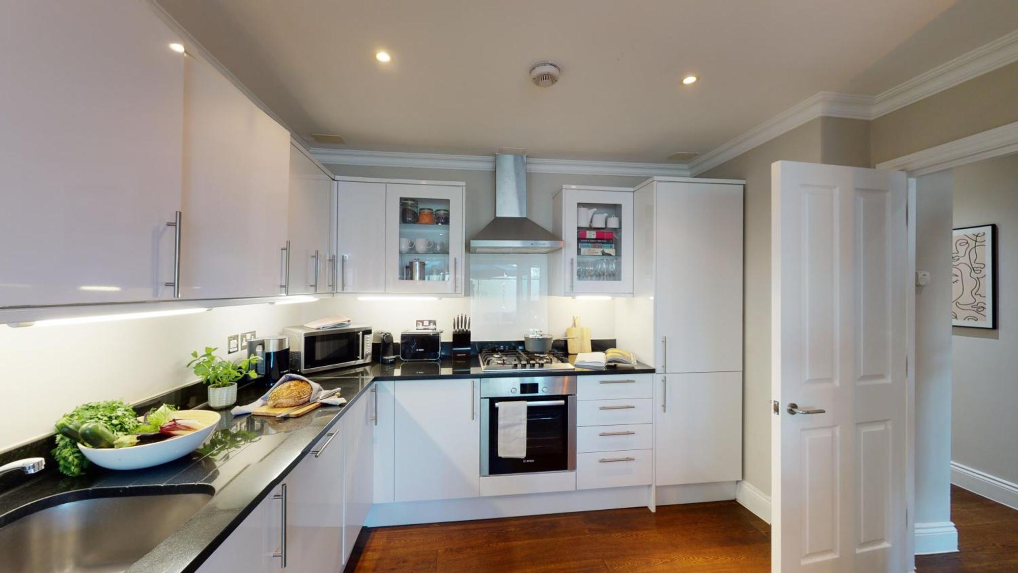 Madison Hill - White Hill House 4 - 2 Bedroom Flat Apartment *