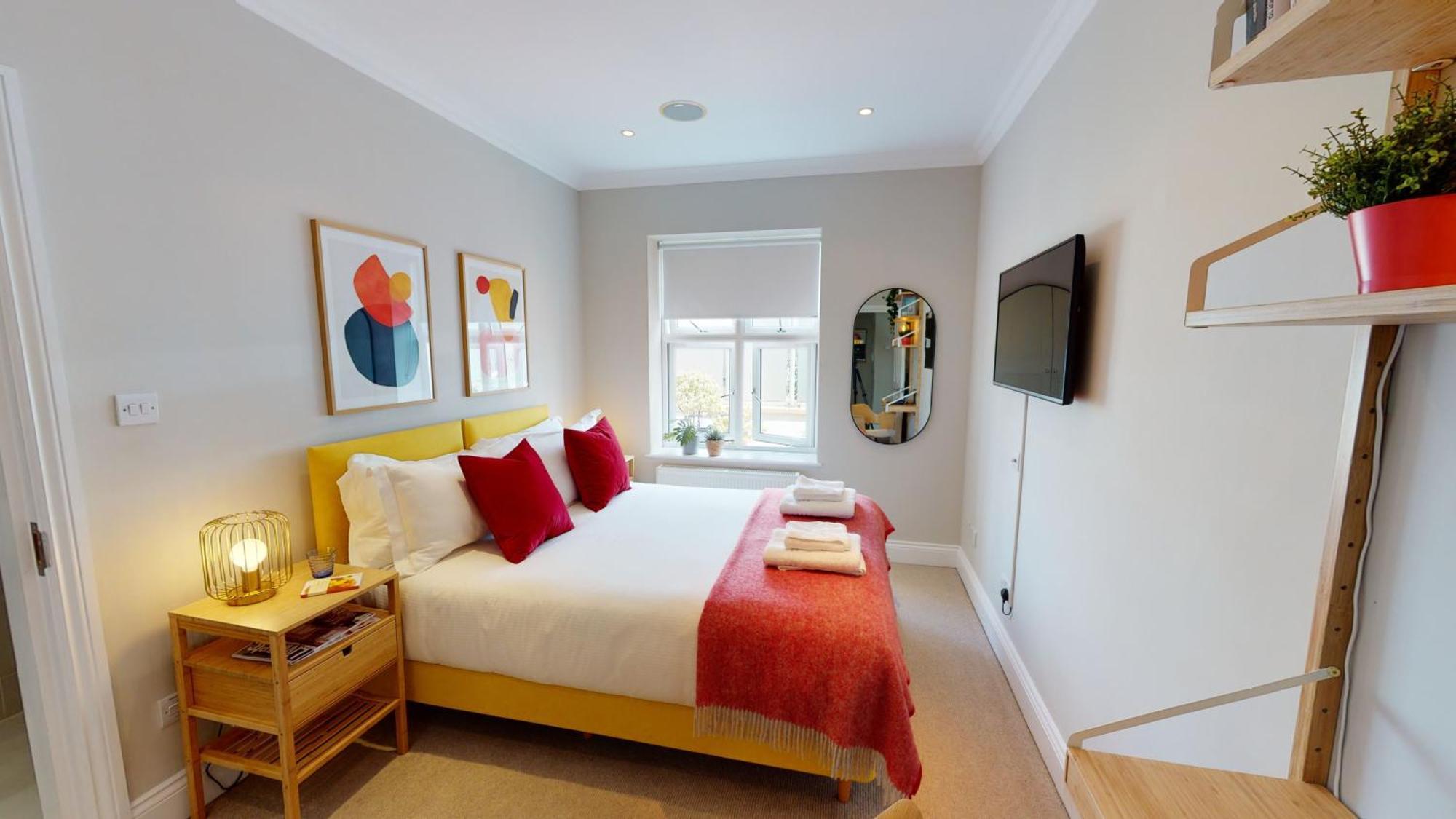 Madison Hill - White Hill House 4 - 2 Bedroom Flat Apartment London