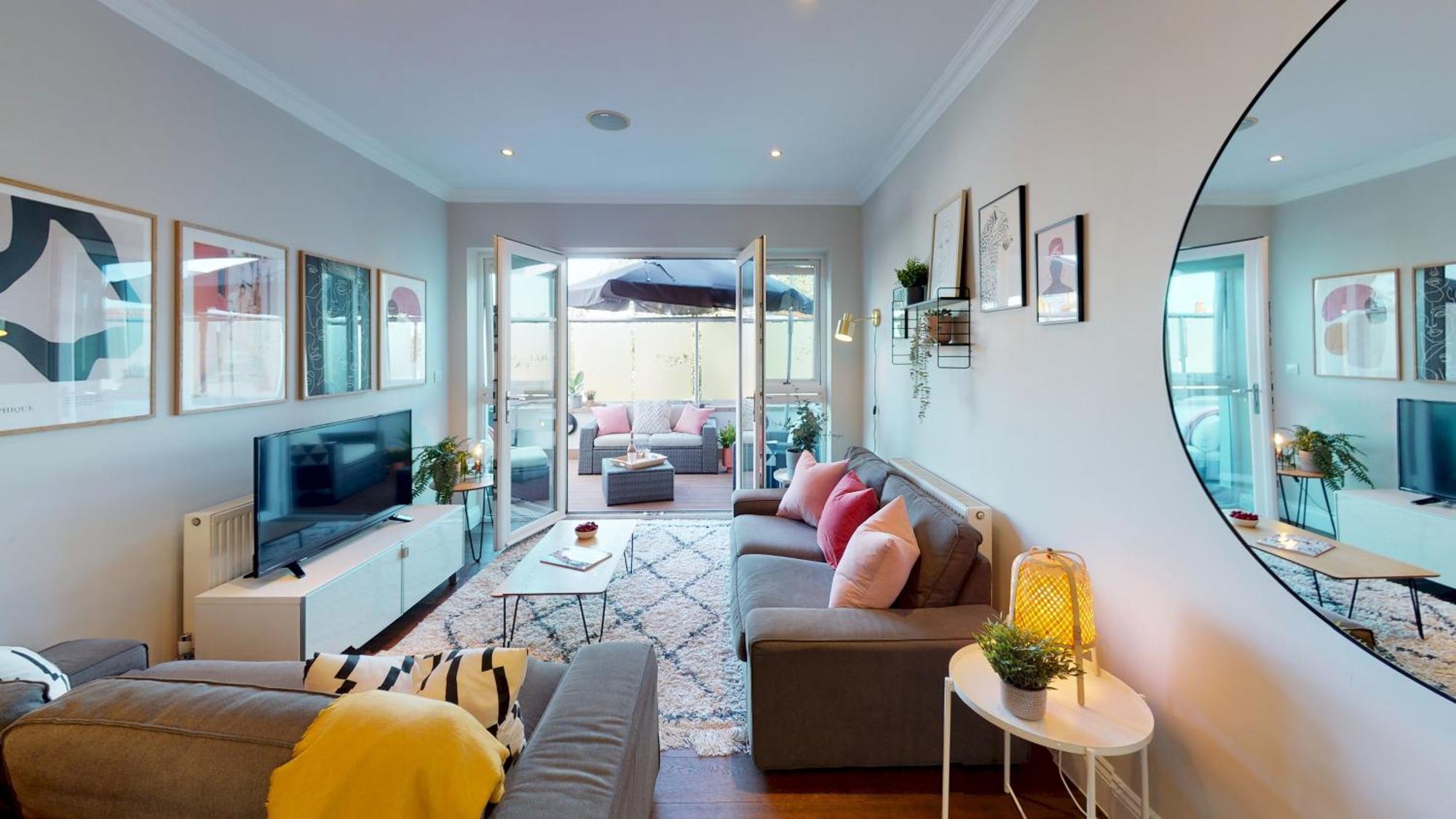 Madison Hill - White Hill House 4 - 2 Bedroom Flat London
