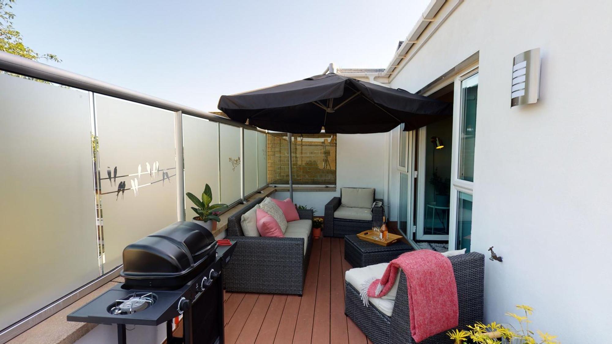 Madison Hill - White Hill House 4 - 2 Bedroom Flat * London
