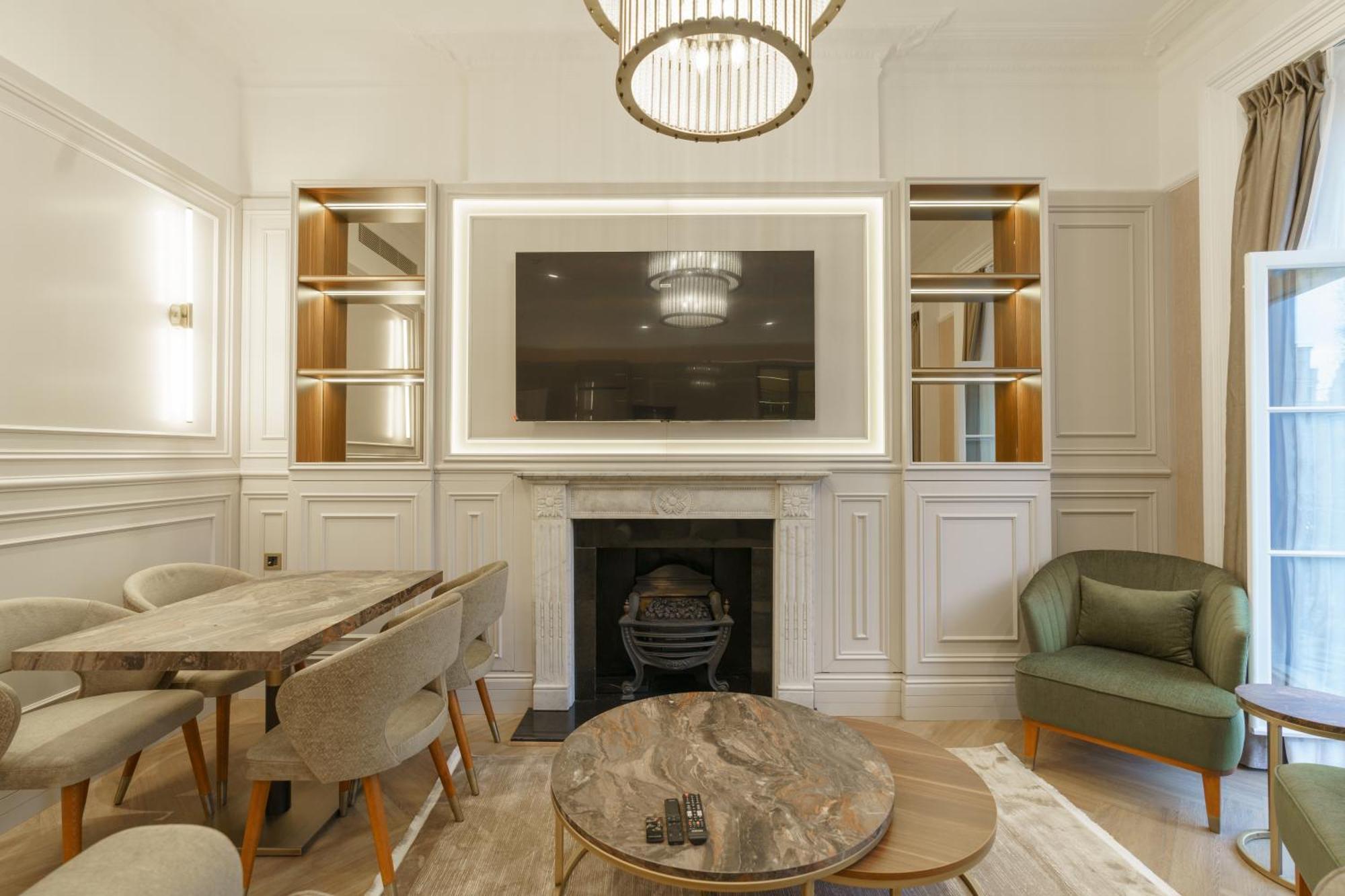 Apartment Holland Park London