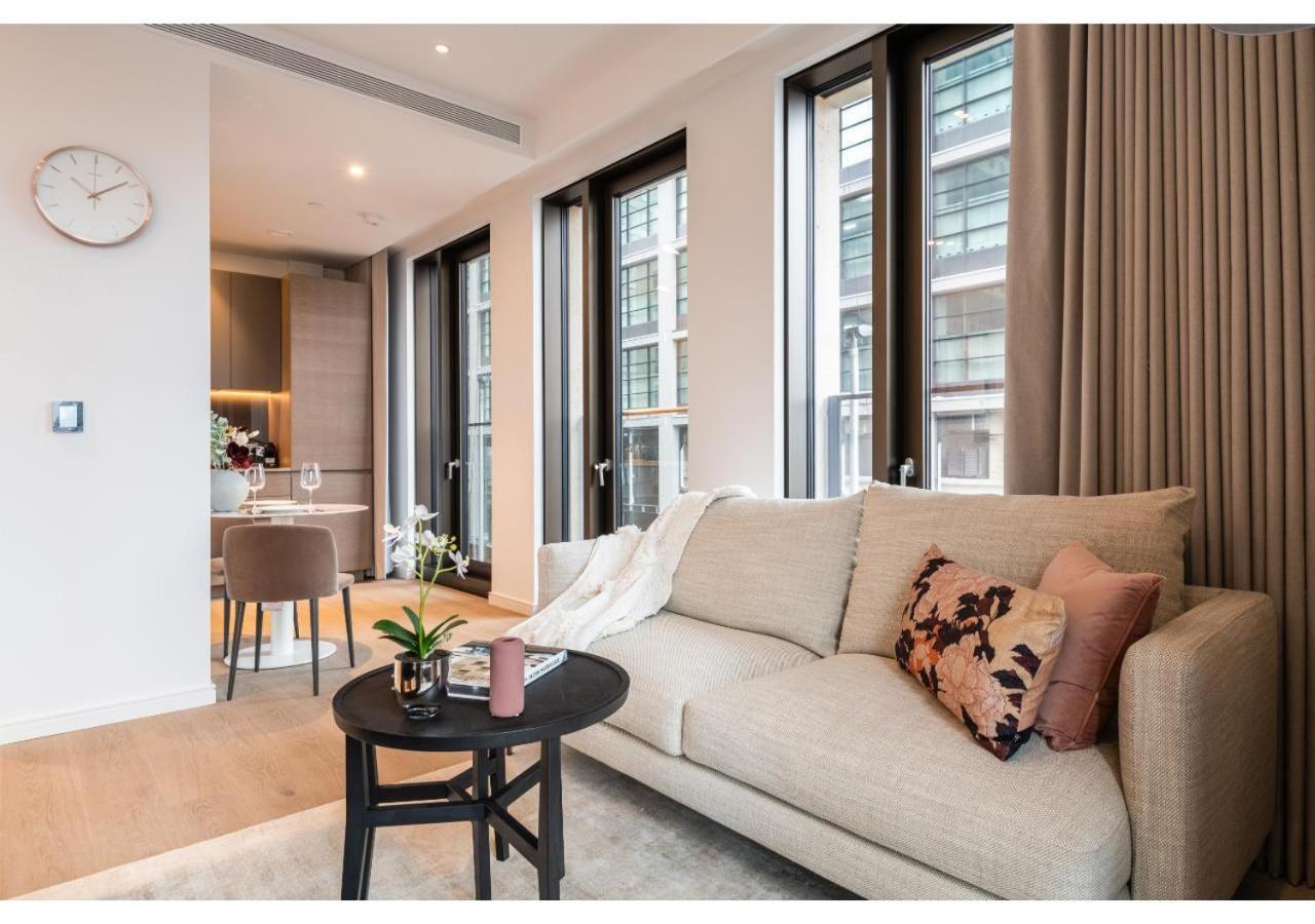 Elegant And Modern In Canary Wharf Right Next To Thames Apartment London