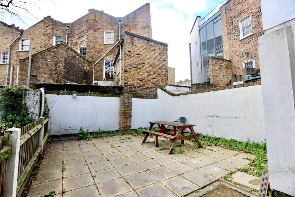 3 Bedroom Prime Angel Location * London
