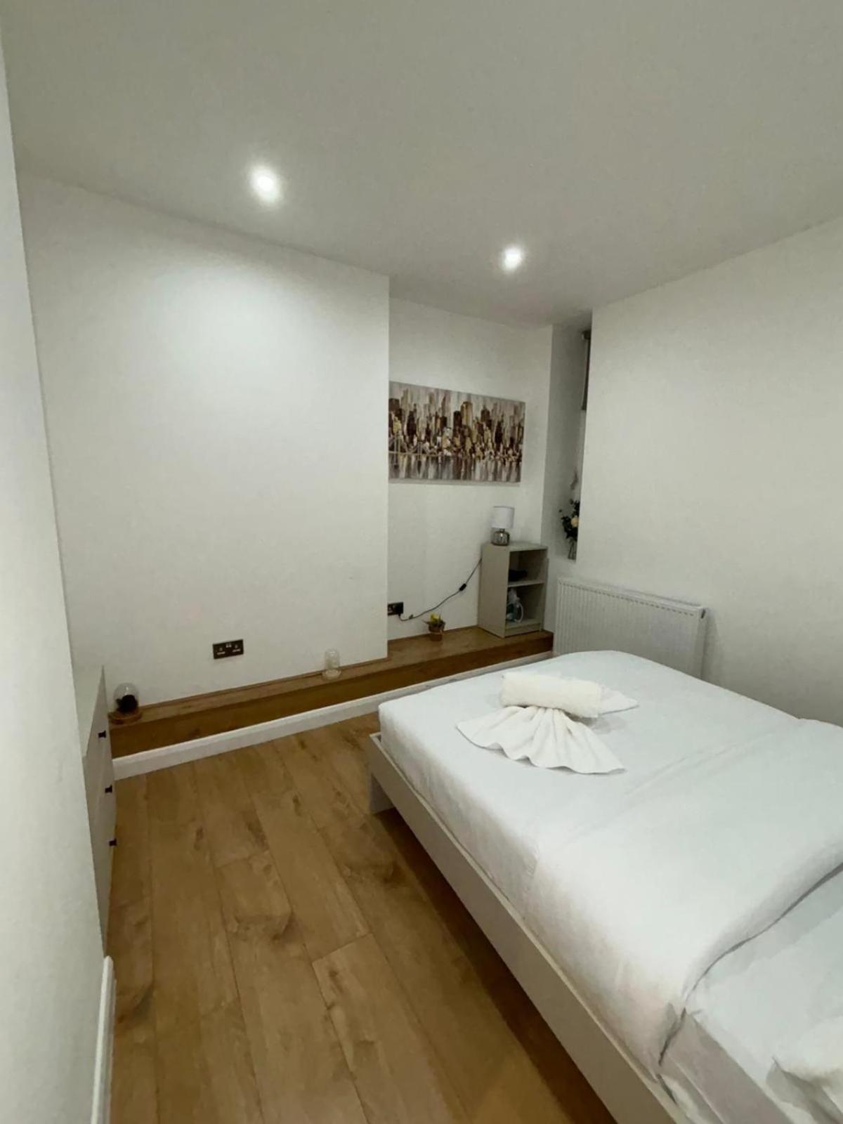 Sleep 4 In Battersea Central 5 Mins To Power Station Bs2 * London
