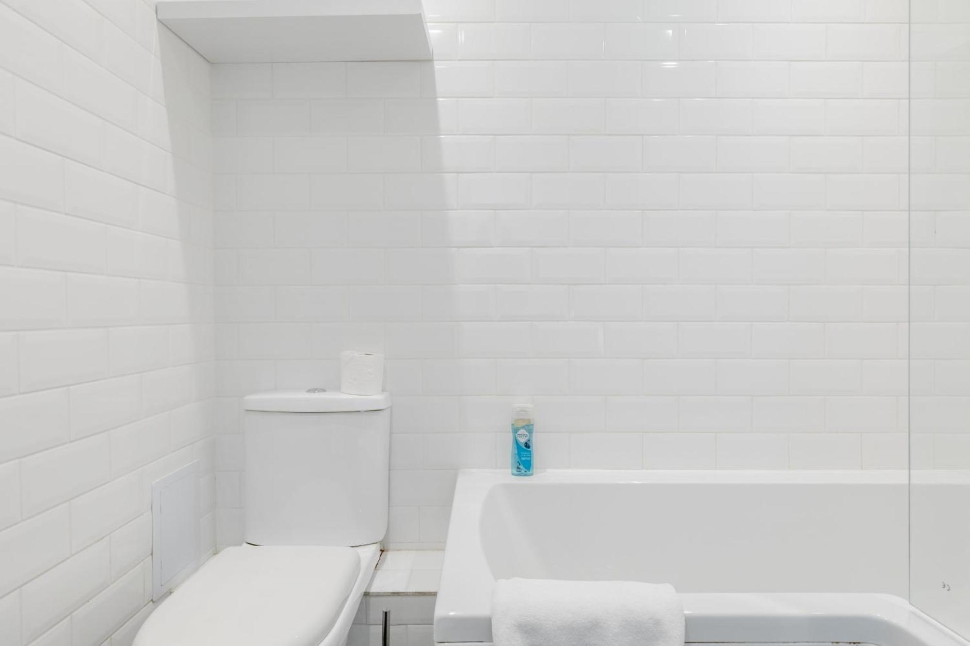 Homely 2bd Flat Wprivate Patio Near Maida Vale! *