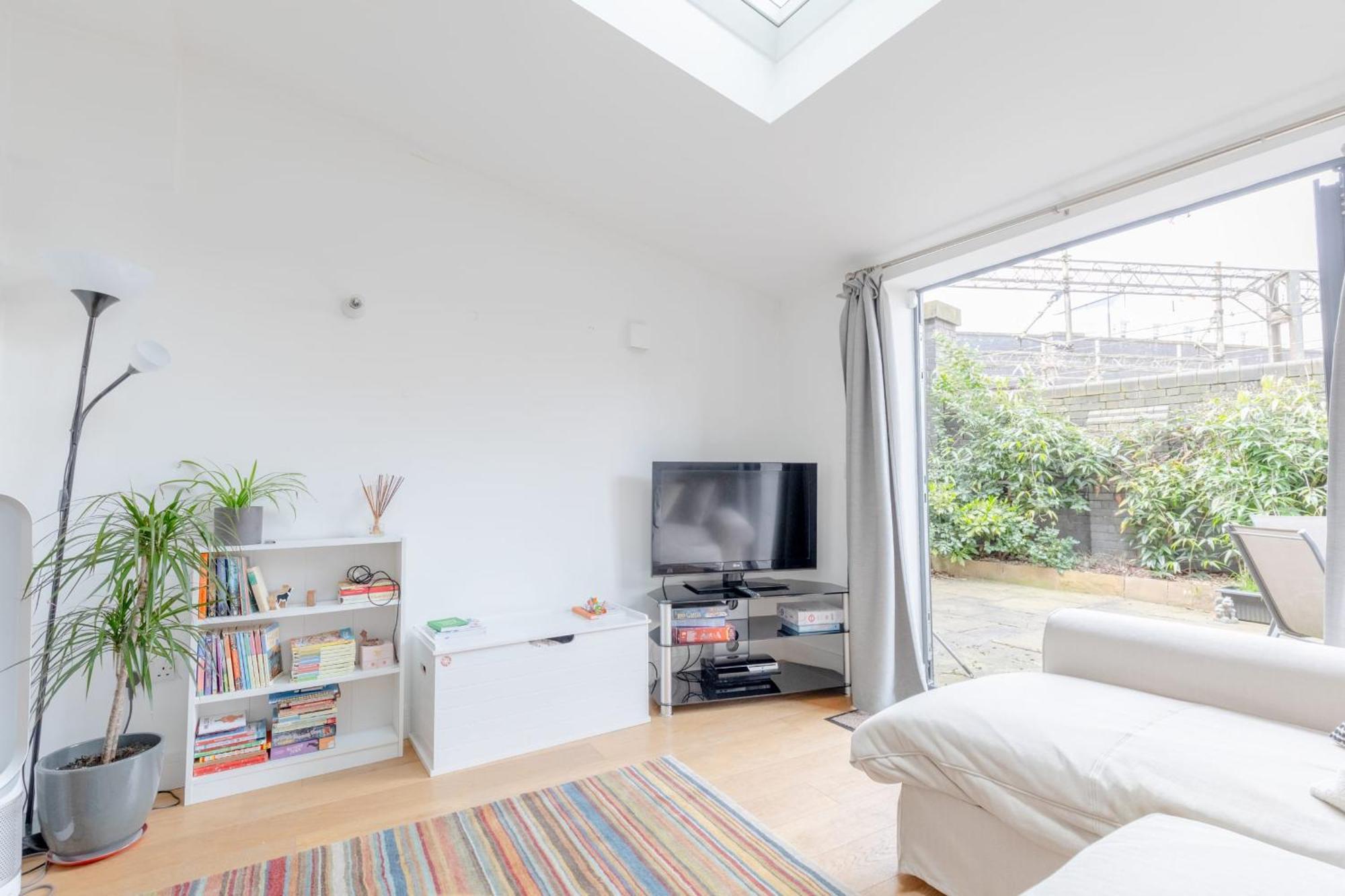 Apartment Homely 2bd Flat Wprivate Patio Near Maida Vale!