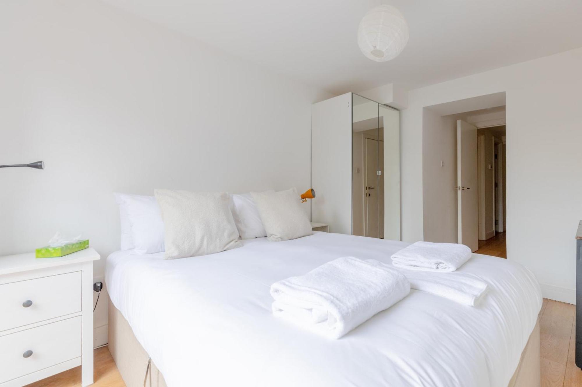 Homely 2bd Flat Wprivate Patio Near Maida Vale! Apartment *
