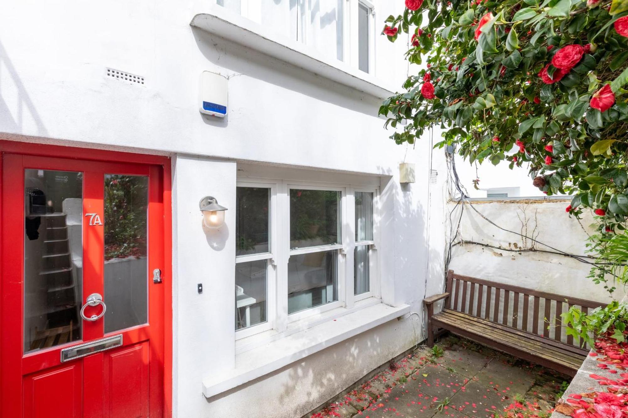Homely 2bd Flat Wprivate Patio Near Maida Vale! Apartment *