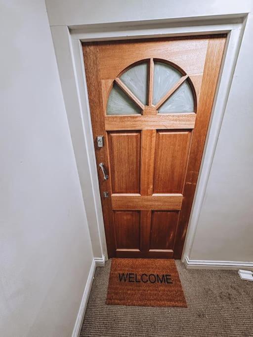 Modern 2 Bedroom Flat In Balham *