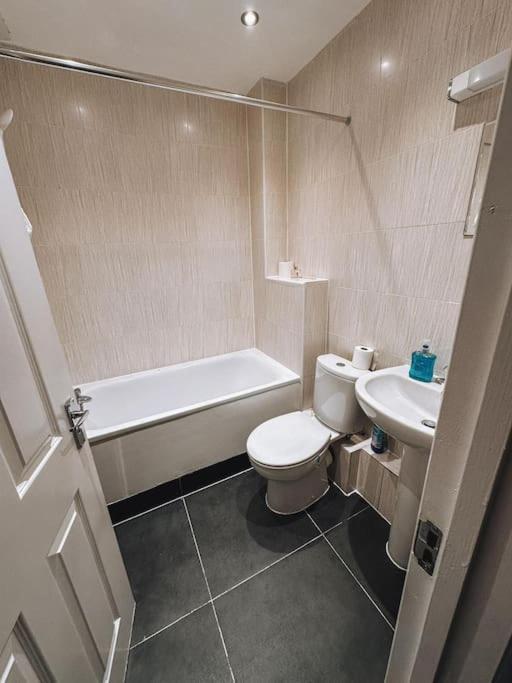 Modern 2 Bedroom Flat In Balham Apartamento Londres