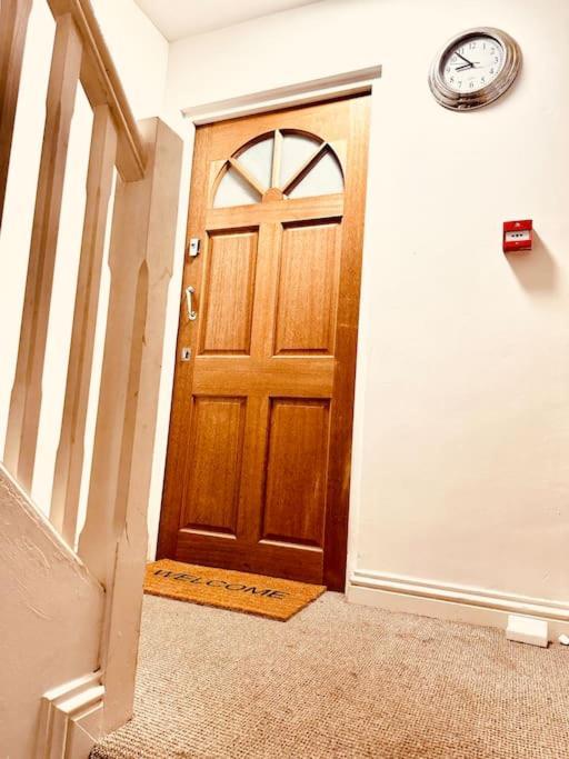 Modern 2 Bedroom Flat In Balham Londres