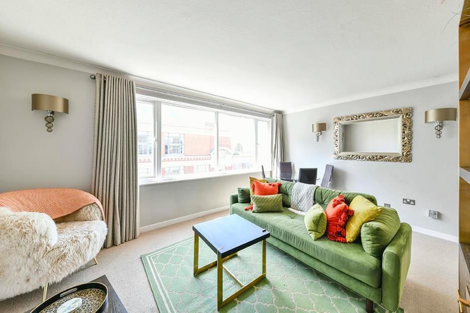 The Elden - No 17 - Fairway Hosting Apartment London