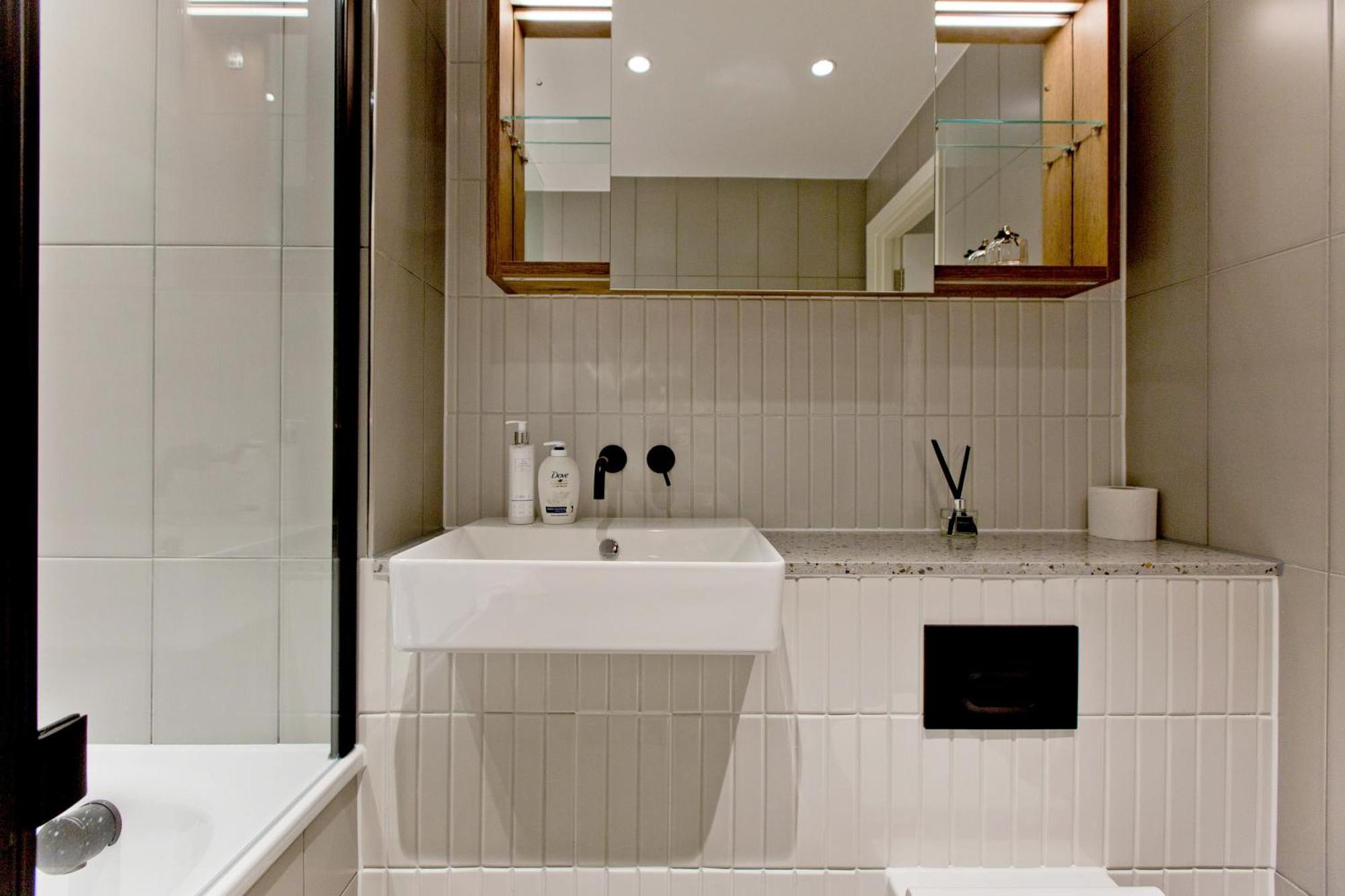 Luxury Retreat *