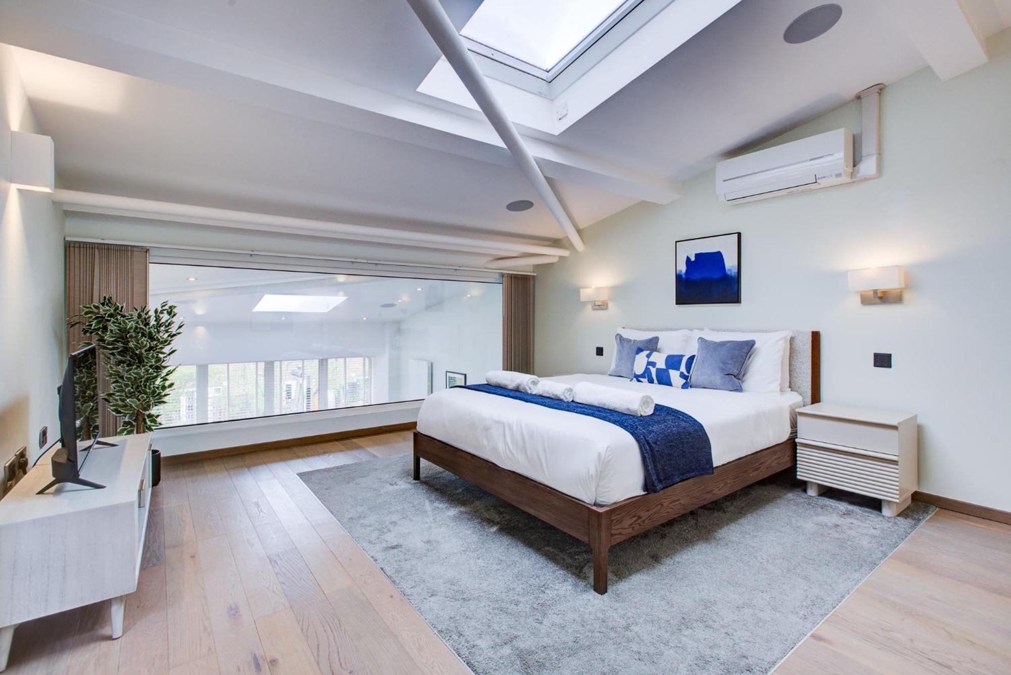 Apartment The Loft House By Artsy London