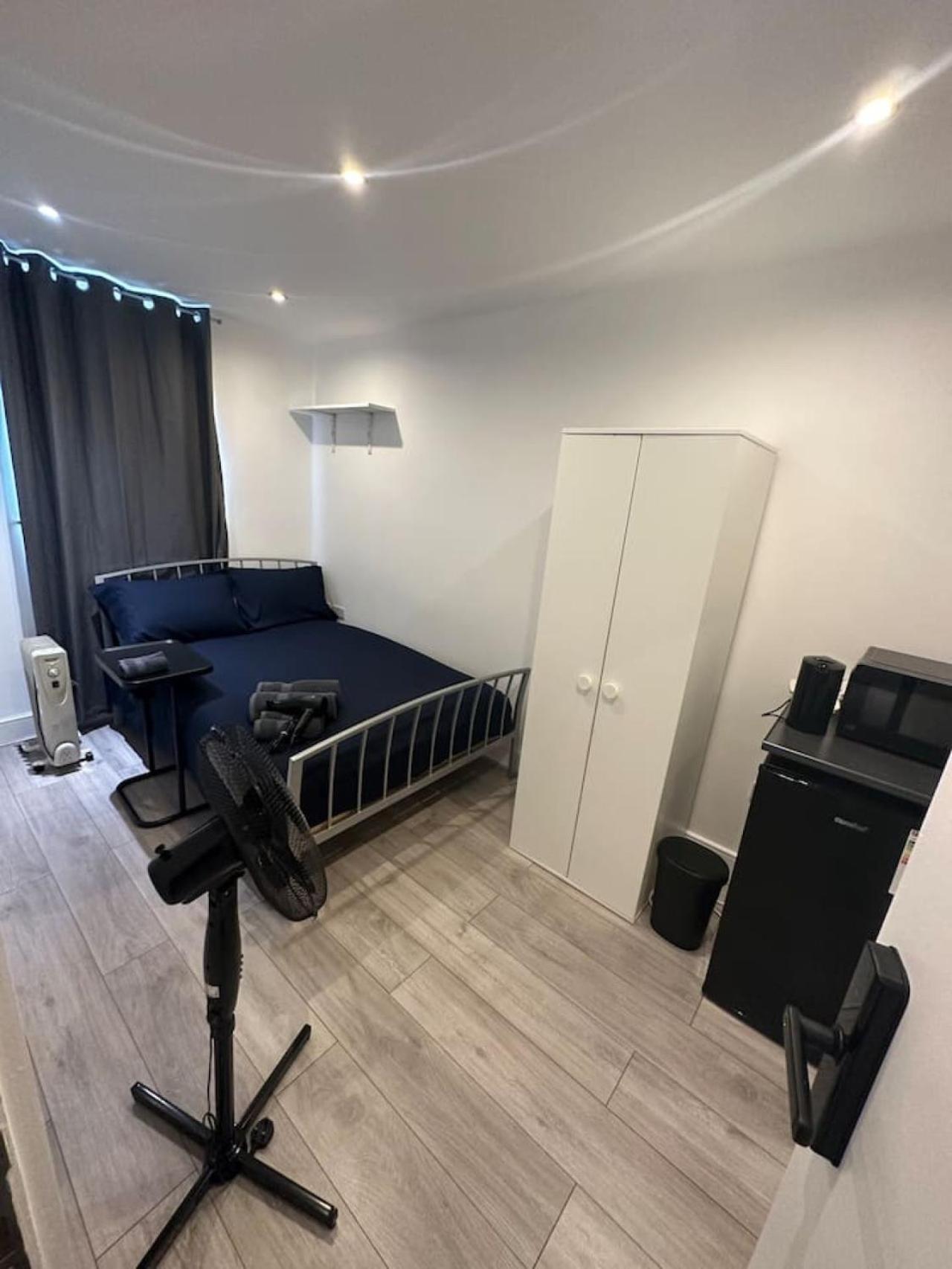Zone 1 Guest house *