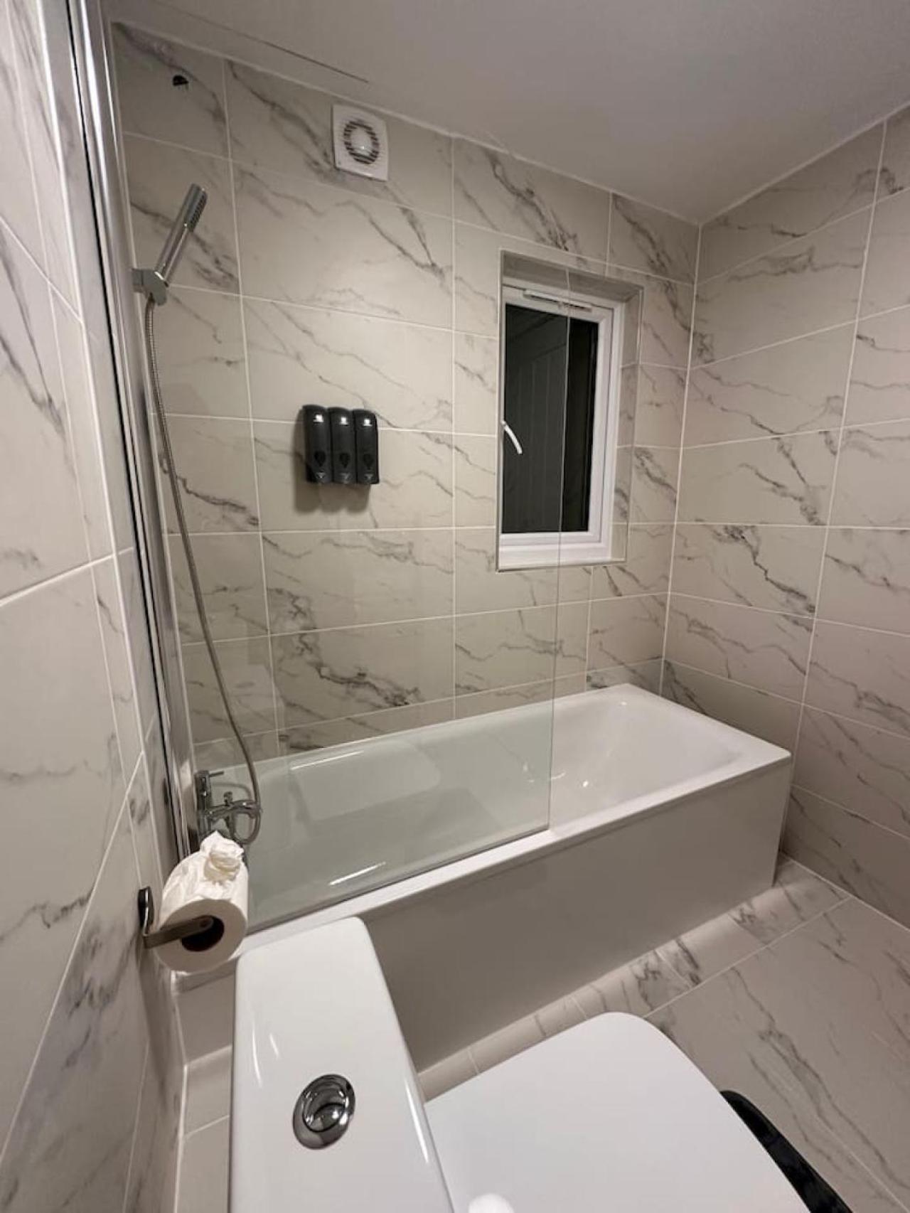Modern Zone1 Guest house *