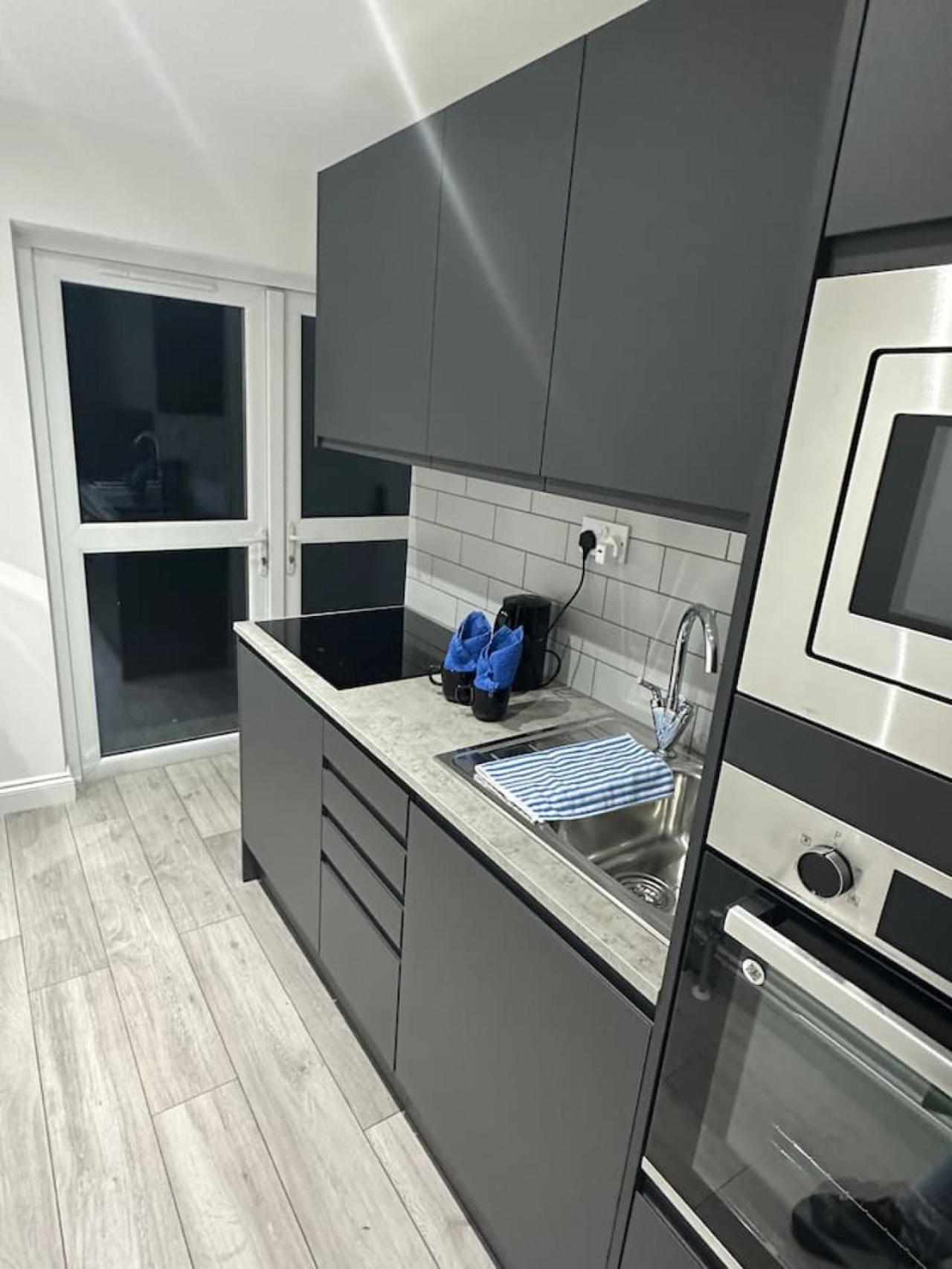 Victoria Park 15min Guest house London