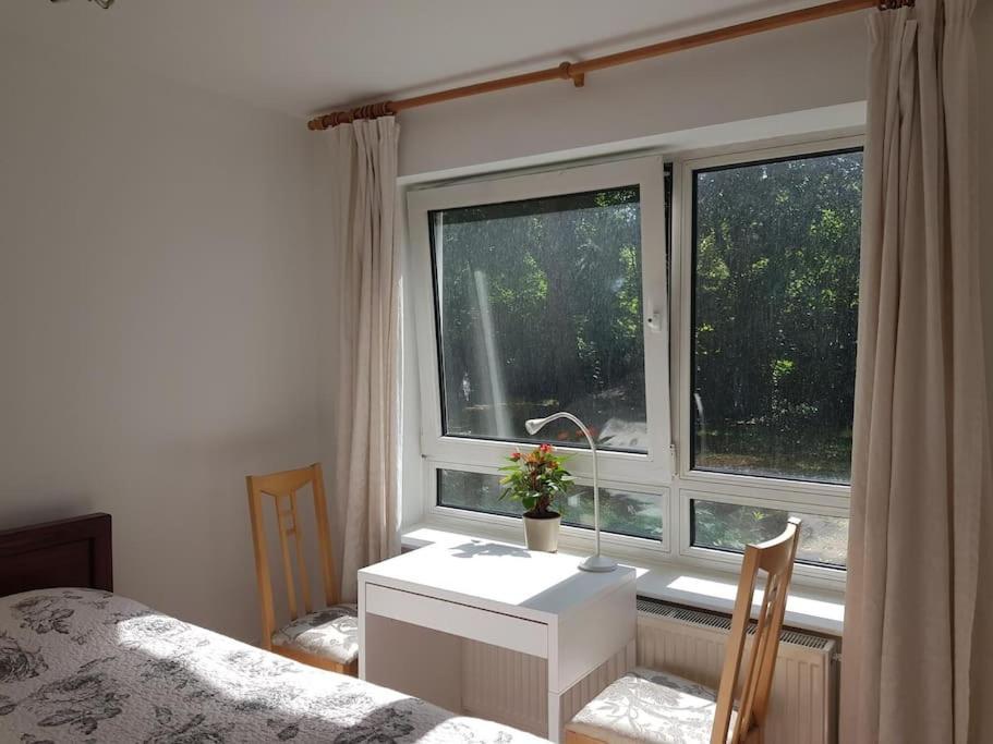 One Bedroom Flat In St Johns Wood Apartment