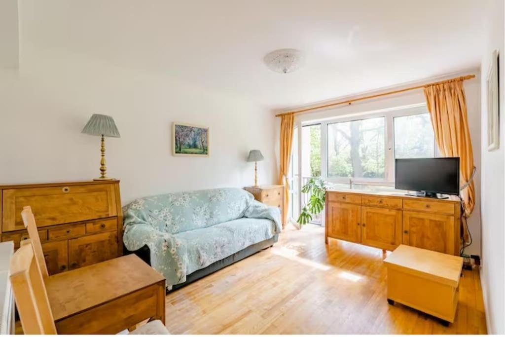 One Bedroom Flat In St Johns Wood Apartment *