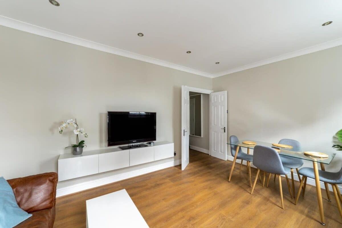 Modern And Bright 1 Bed Apartment, Tower Bridge * Londres