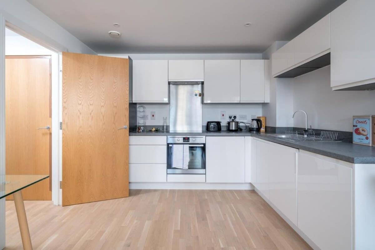 Wandsworth Deluxe Two-bedroom Appartement *