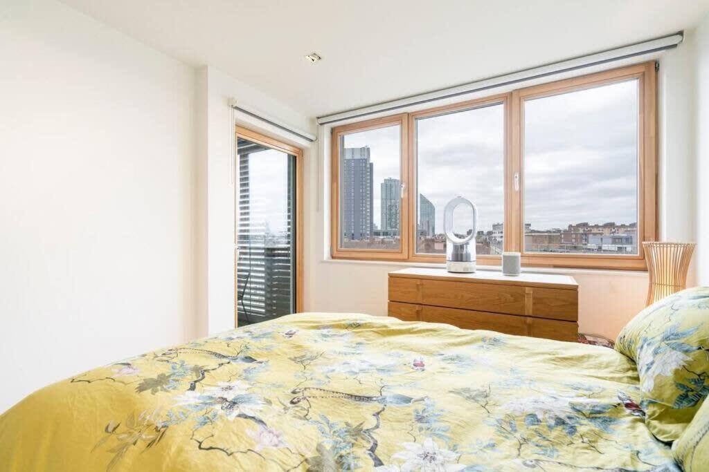 Leilighet 1 Bedroom Penthouse Flat In East London