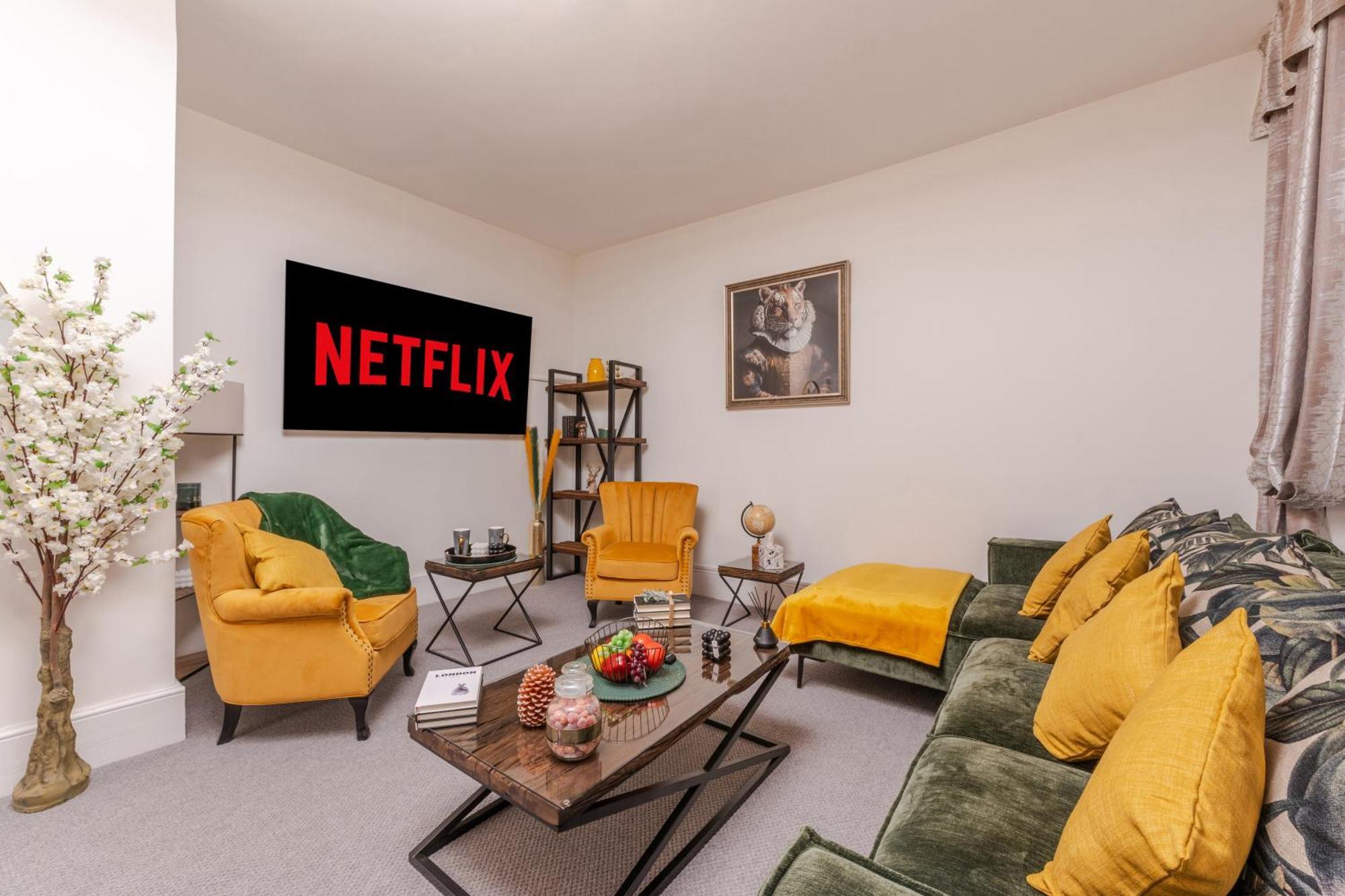 Stylish Spacious Retreat Luxury 2 Bed Haven 2hs London