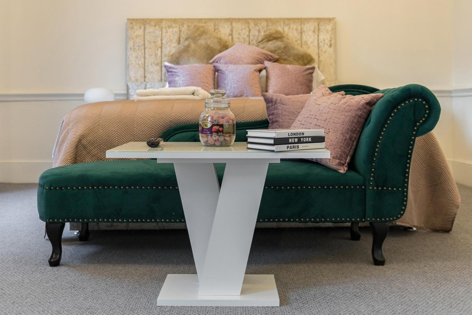 Stylish 3 Bedroom Luxury In Harley Street - 3hs Apartment