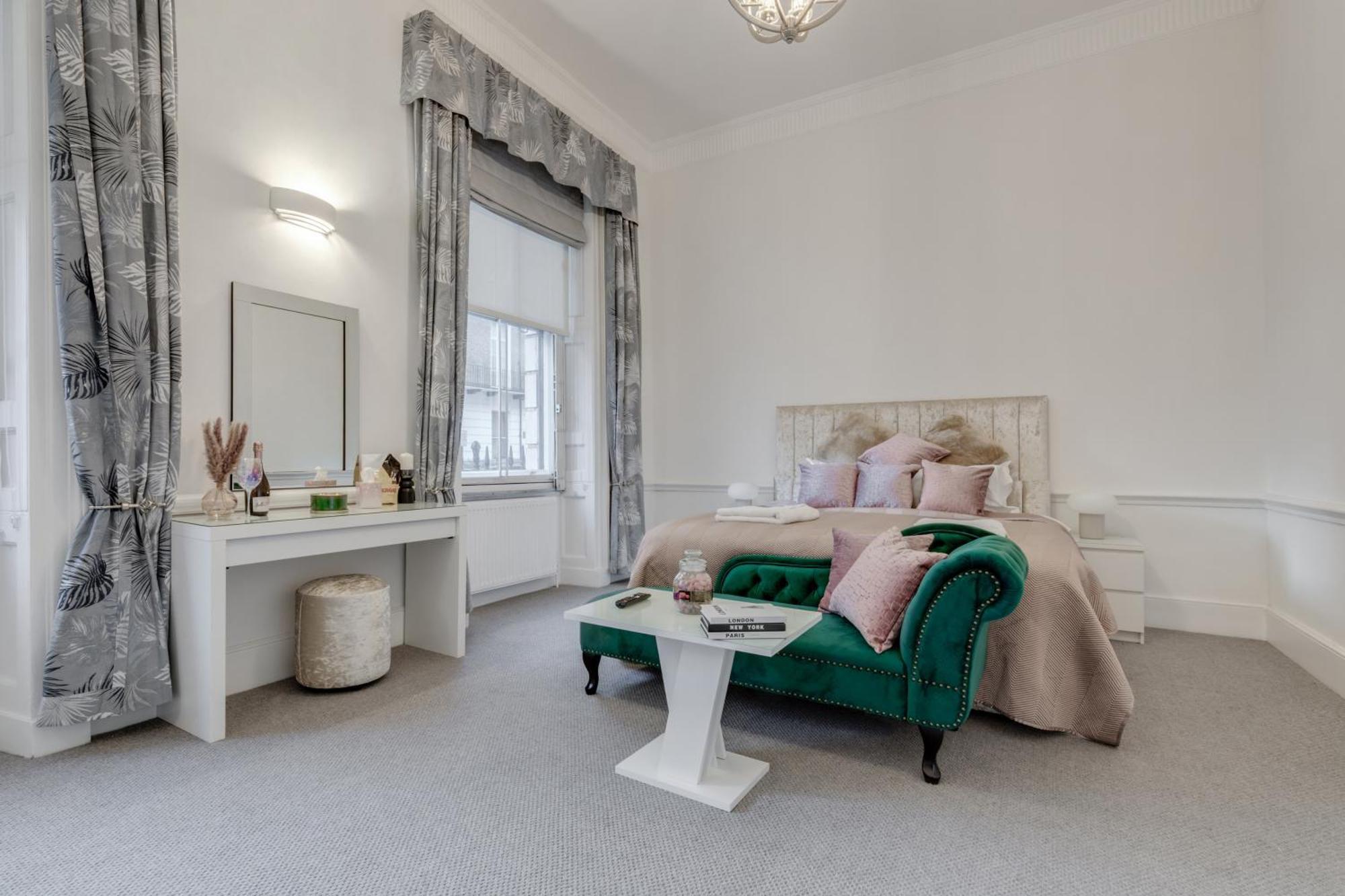 Stylish 3 Bedroom Luxury In Harley Street - 3hs Apartment