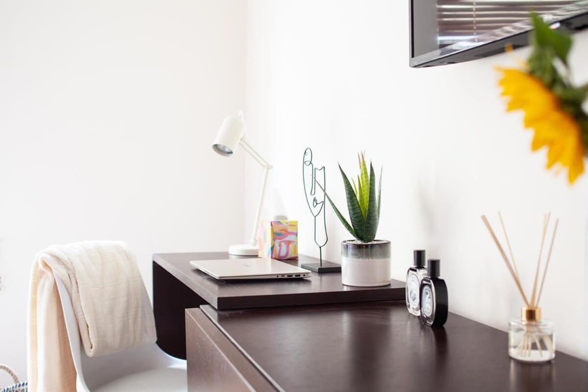 Appartement Modern And Comfortable Air-conditioned 2br Flat