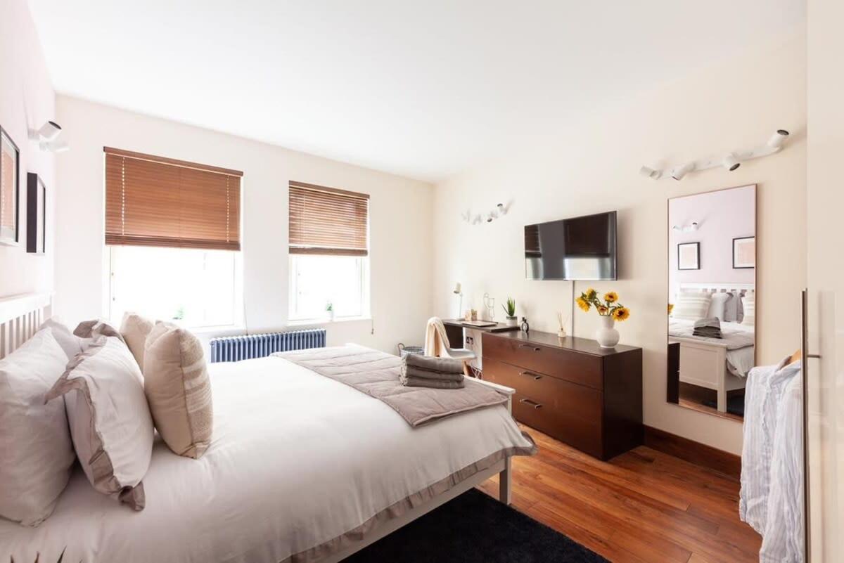 Modern And Comfortable Air-conditioned 2br Flat Appartement Londen