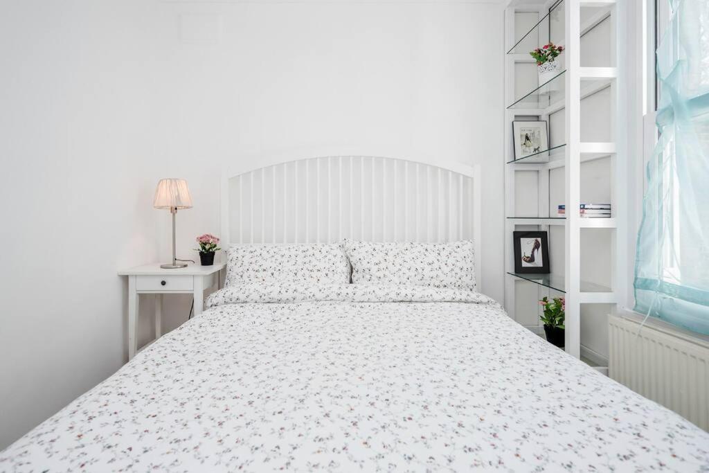 Leilighet Bright 1-bedroom In Chelsea London
