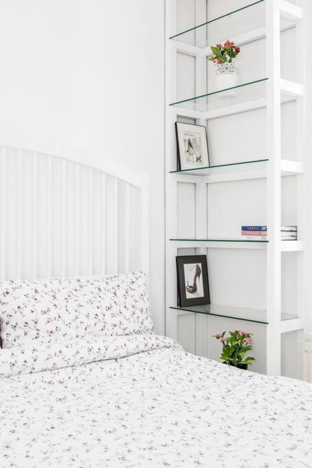 Bright 1-bedroom In Chelsea Leilighet London