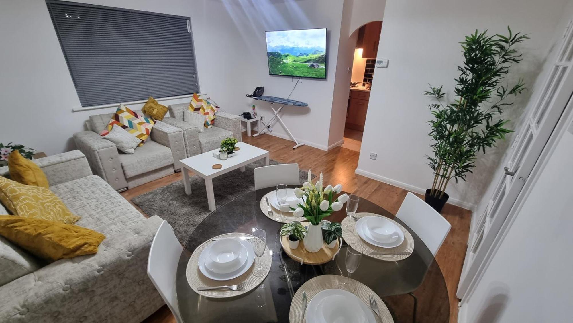Apartment Comfort At Enchanted Dwellings *