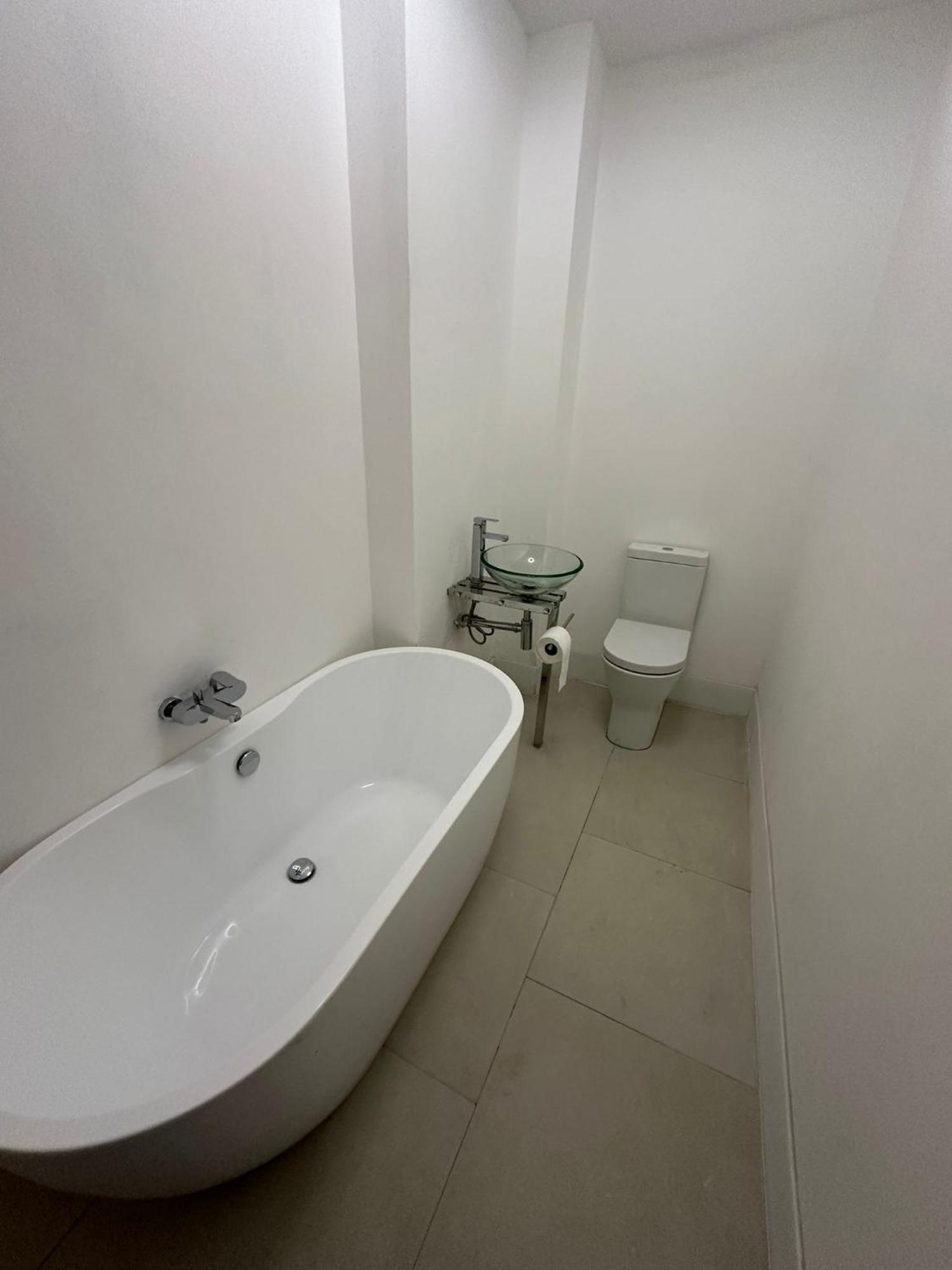 2 Bedroom Flat Wembley London