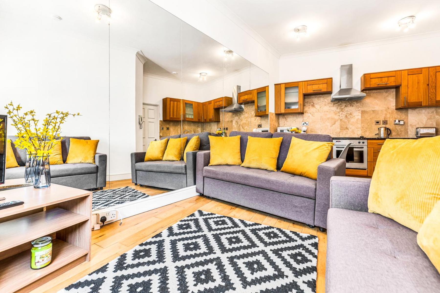 Luxstay2 Earls Court - Sleeps Up To 8 Apartment *