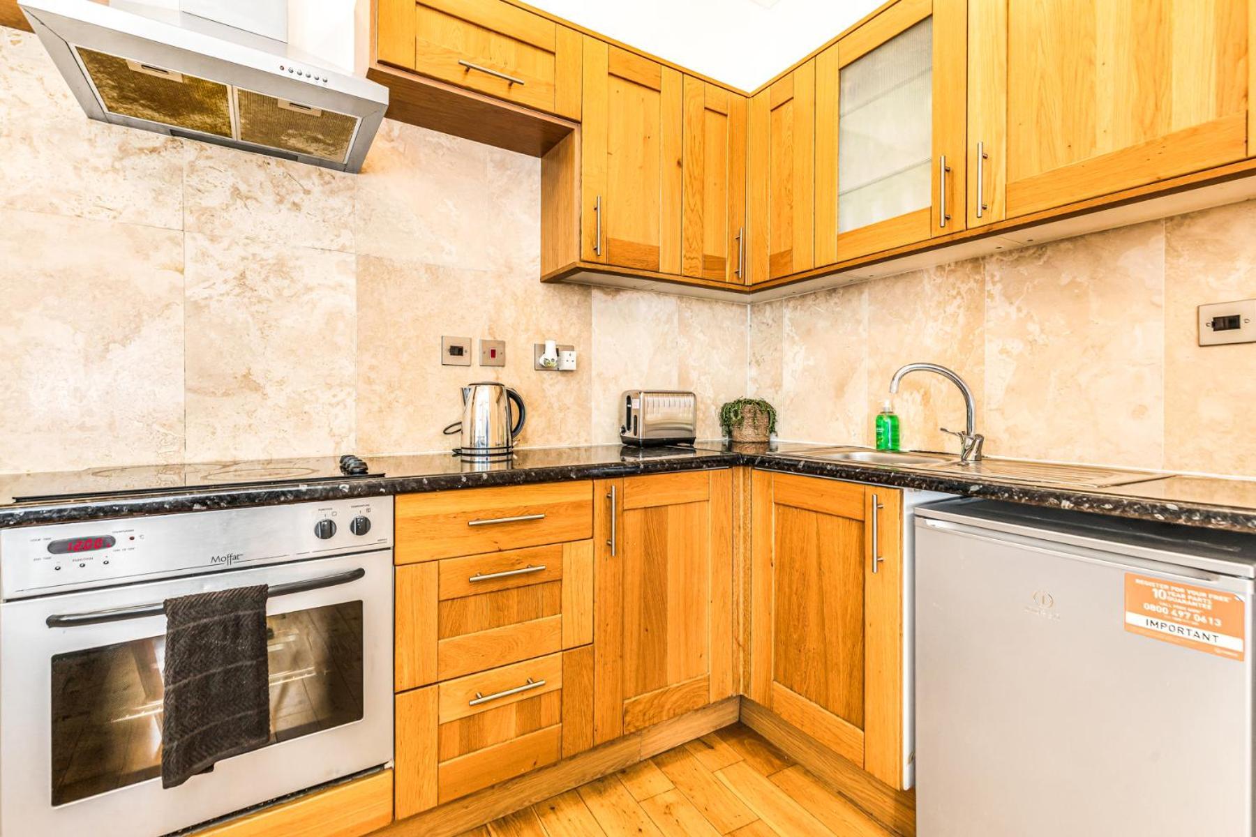 Apartment Luxstay2 Earls Court - Sleeps Up To 8