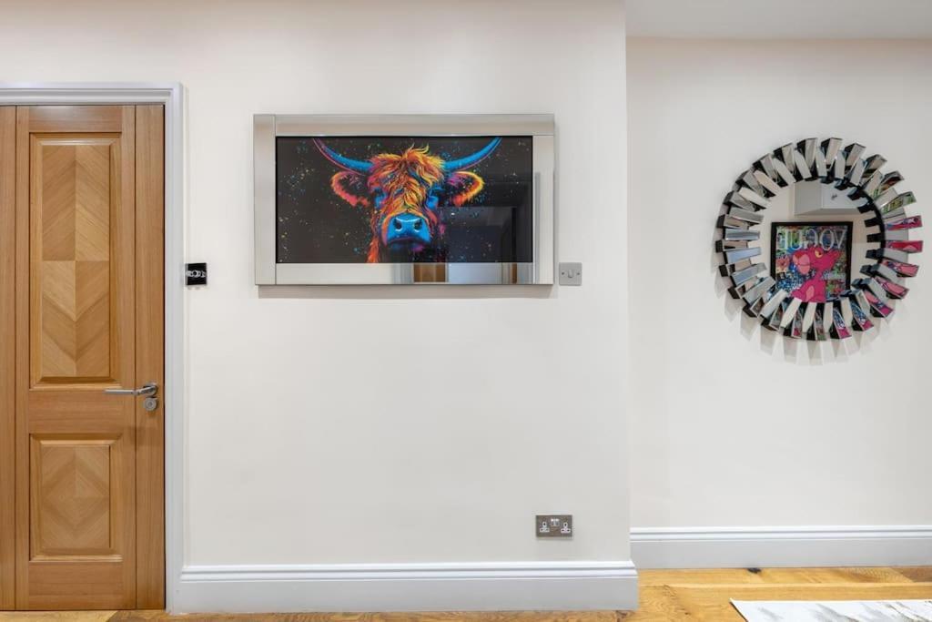 2 Bed / 2 Bath Versace In Knightsbridge Apartamento Londres