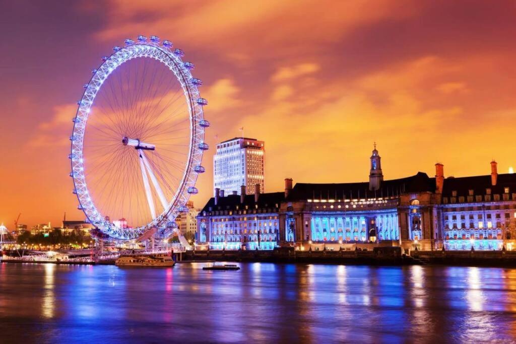 2 Bed / 2 Bath Versace In Knightsbridge * Londres