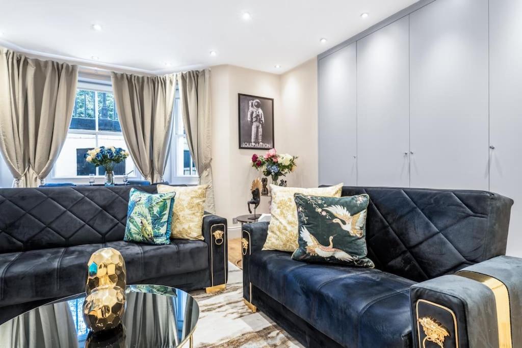 2 Bed / 2 Bath Versace In Knightsbridge Londres