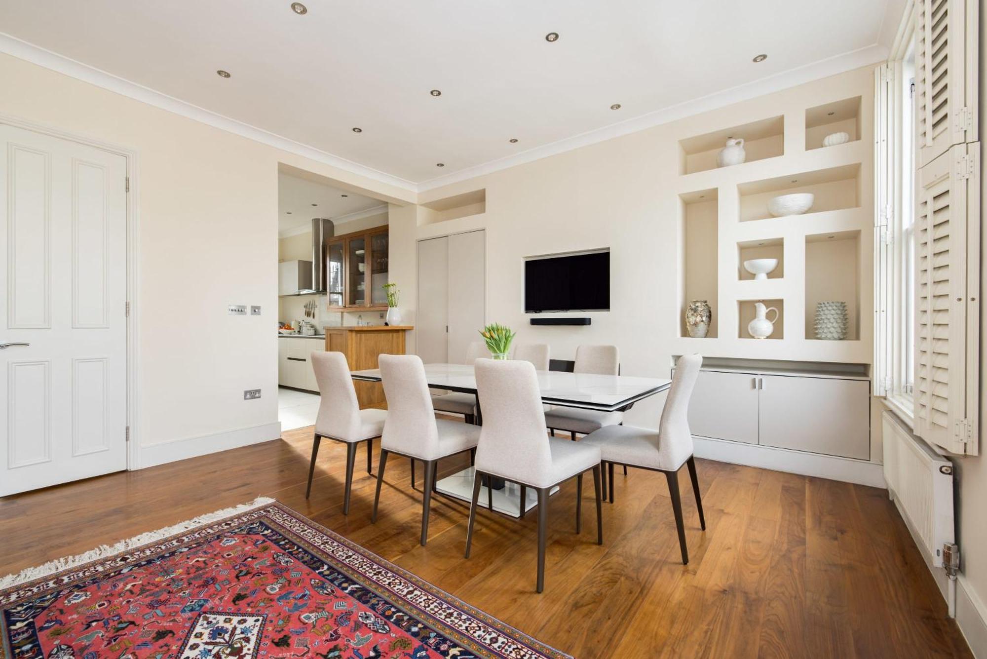 Apartment Light-filled Chelsea Duplex